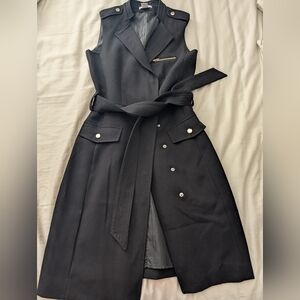 H&M black sleeveless trench-style vest with belt. Size 4 (Eur 4)